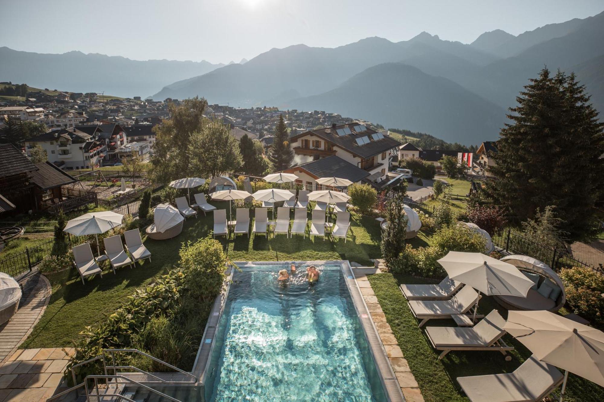 Schlosshotel Fiss Exteriör bild